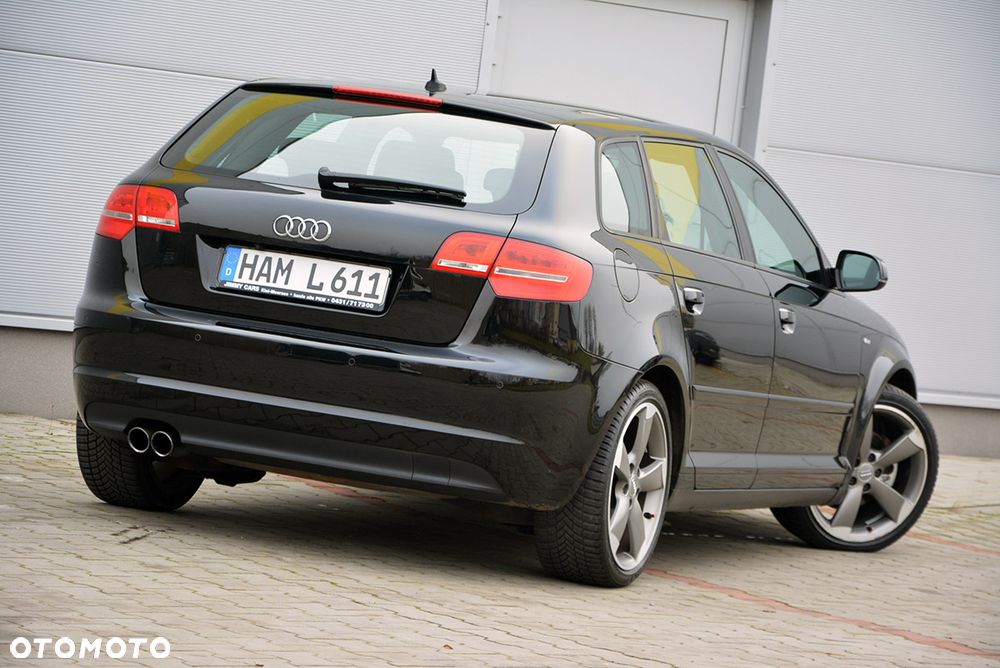 Audi A3 Sportback 1.8 TFSI S line Sportpaket - 2