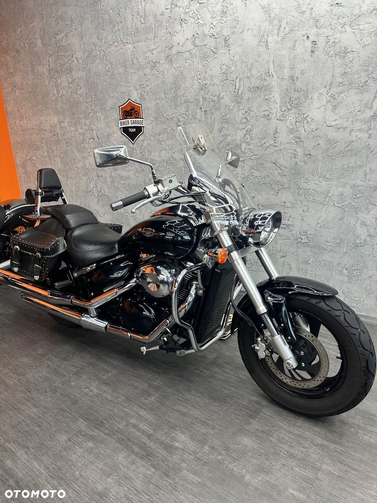 Suzuki Intruder - 2