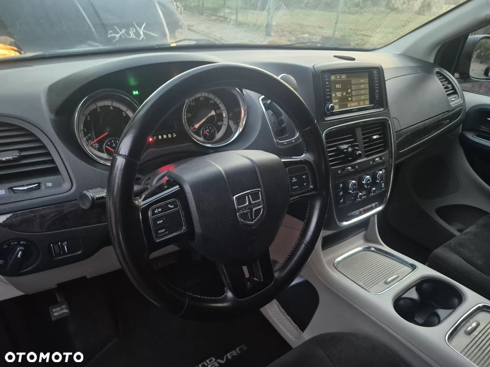 Dodge Grand Caravan 3.6 R/T - 24