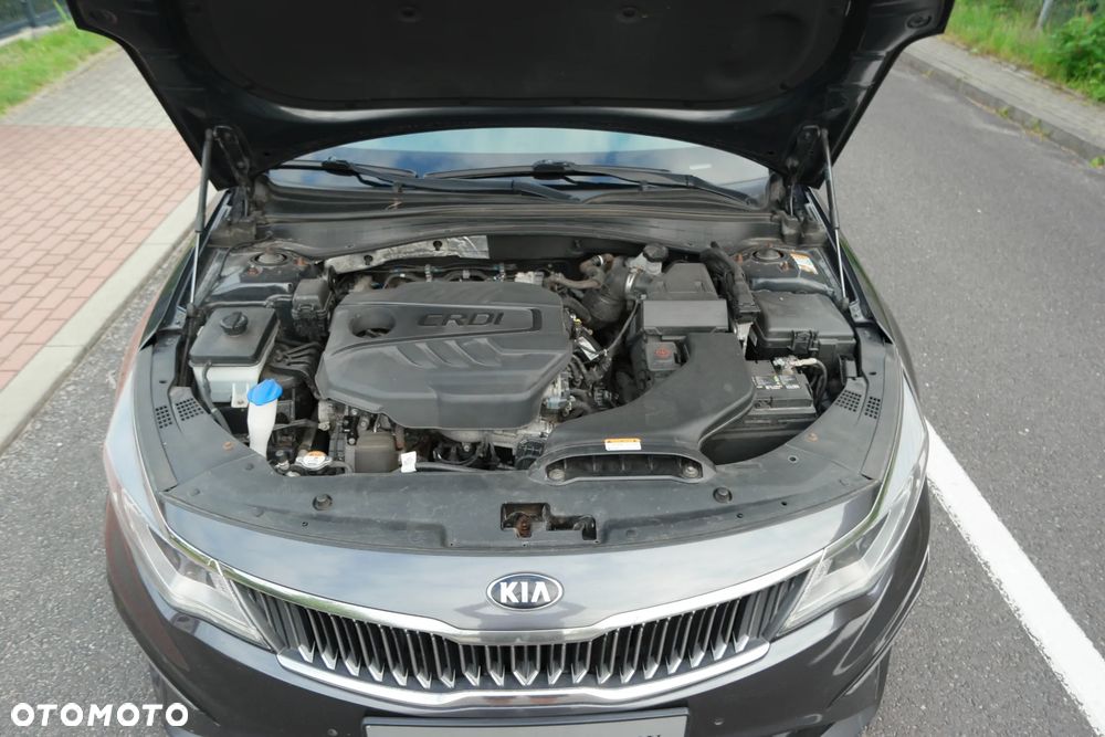 Kia Optima - 33