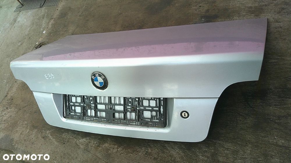 BMW E39 SEDAN KLAPA TYLNA - 5