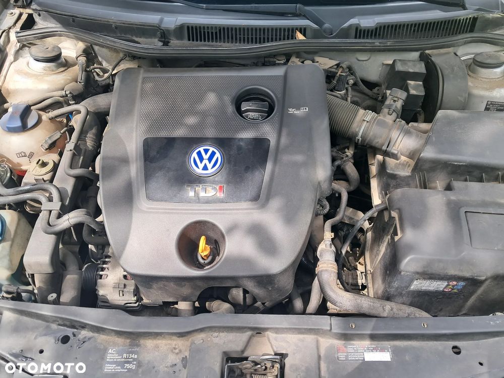 Volkswagen Golf 1.9 TDI Comfortline - 6