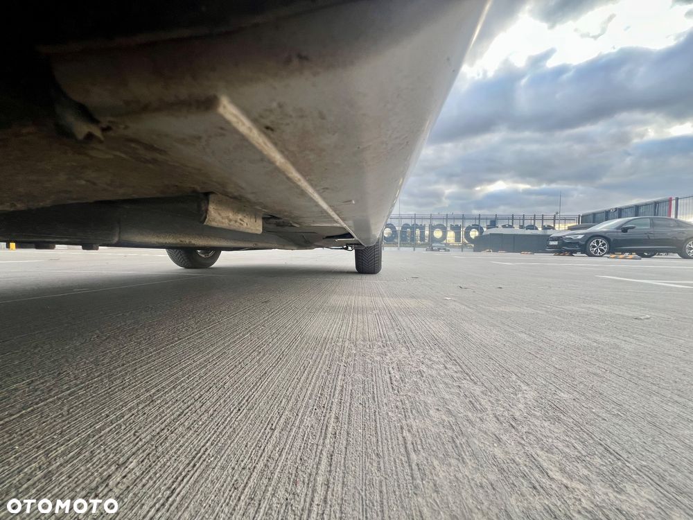 Honda Accord 2.0 ES - 27