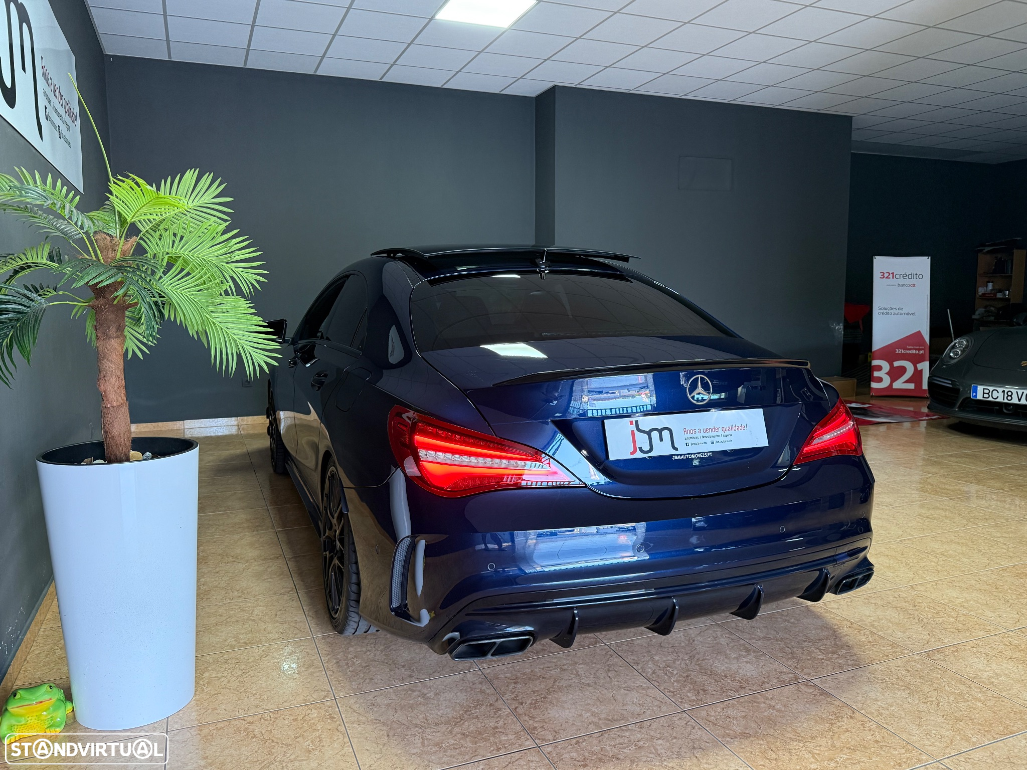 Mercedes-Benz CLA 45 AMG 4-Matic - 8