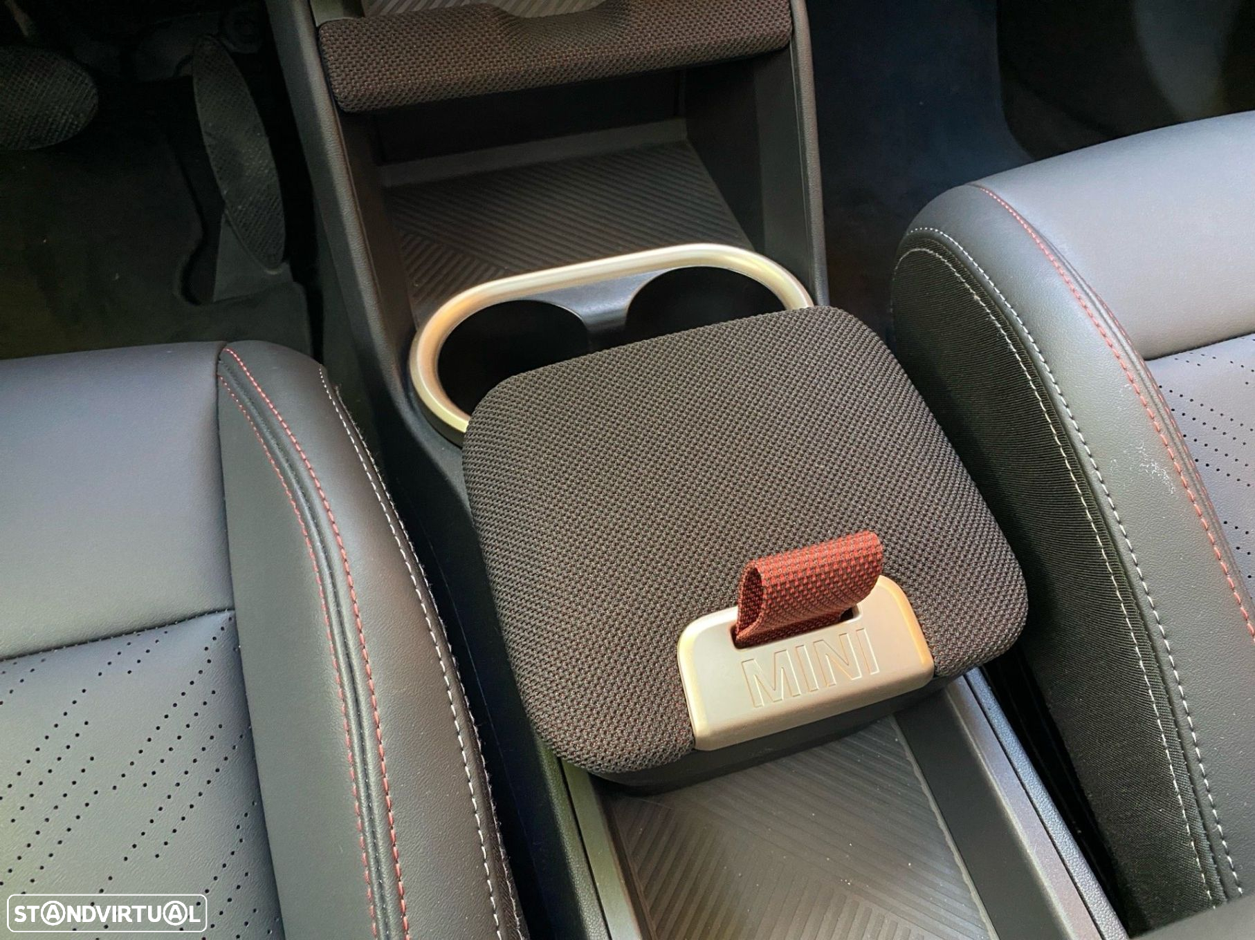MINI Countryman E JCW L - 13