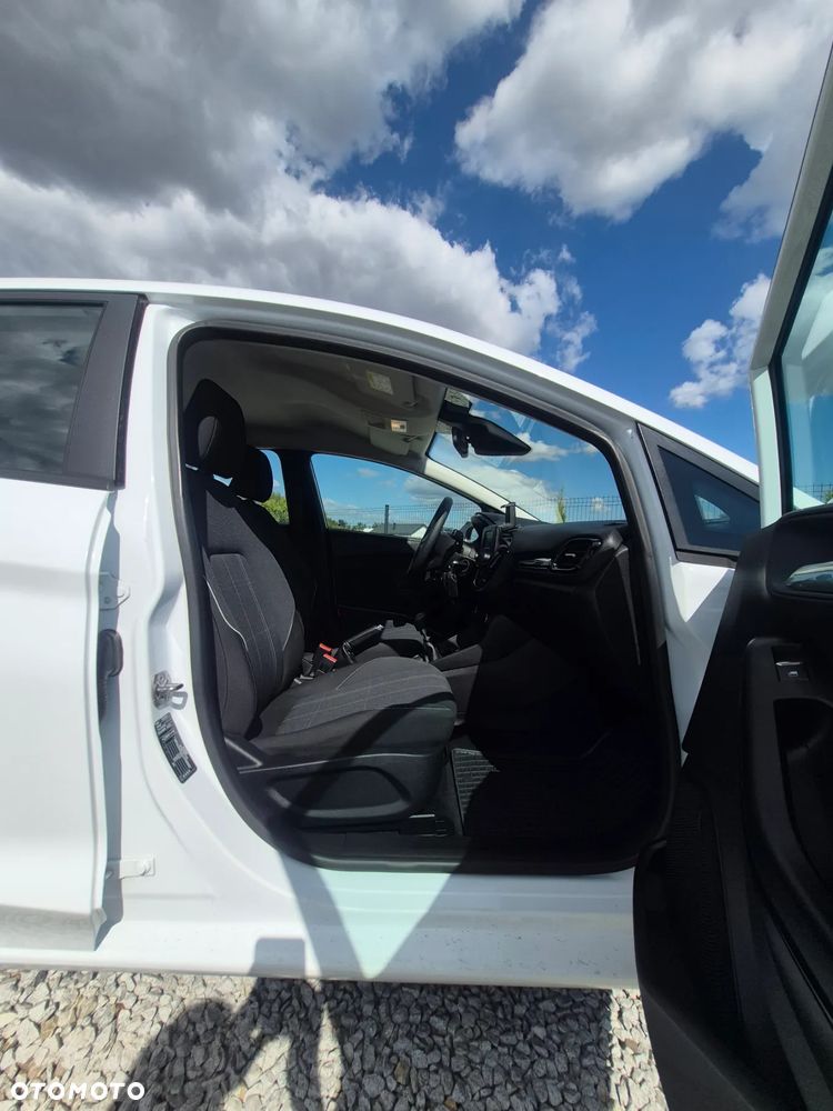 Ford Fiesta - 21