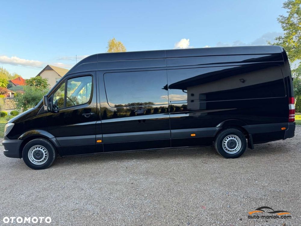 Mercedes-Benz Sprinter - 14