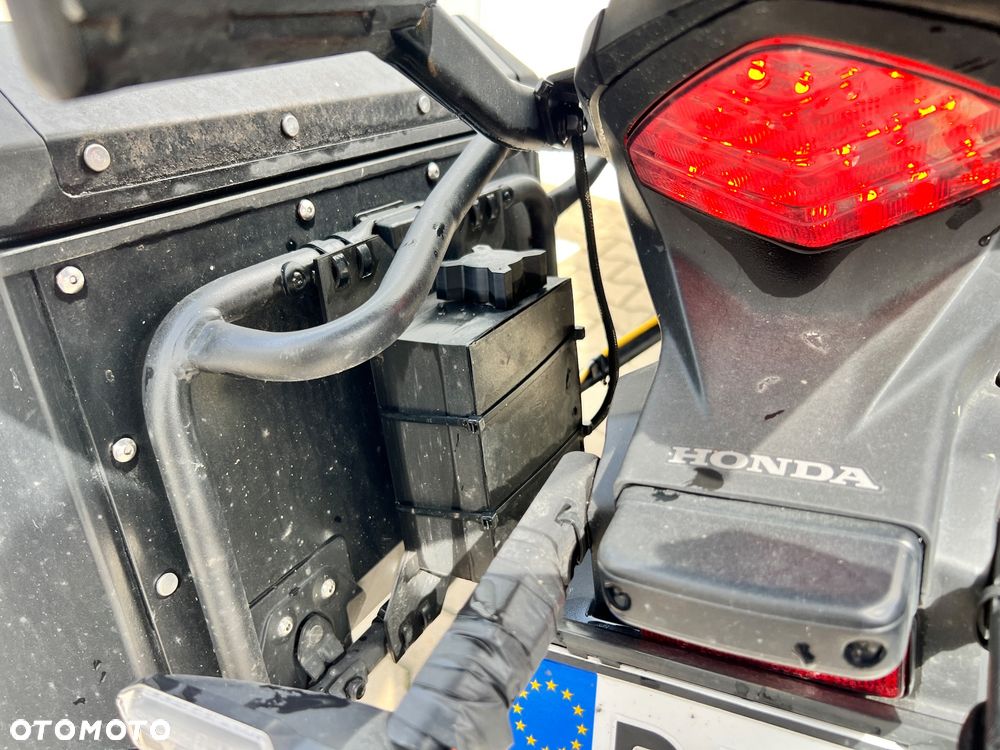 Honda CB - 9