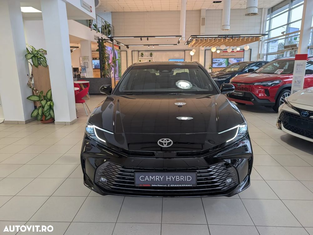 Toyota Camry - 2