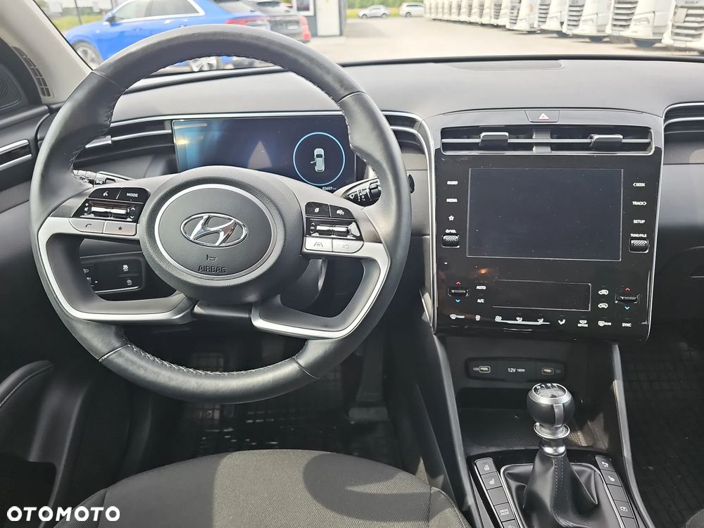 Hyundai Tucson 1.6 T-GDi Smart 2WD - 12