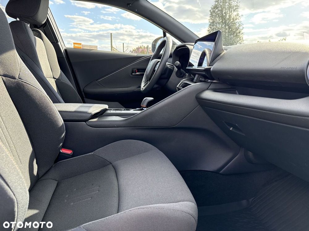 Toyota C-HR - 10