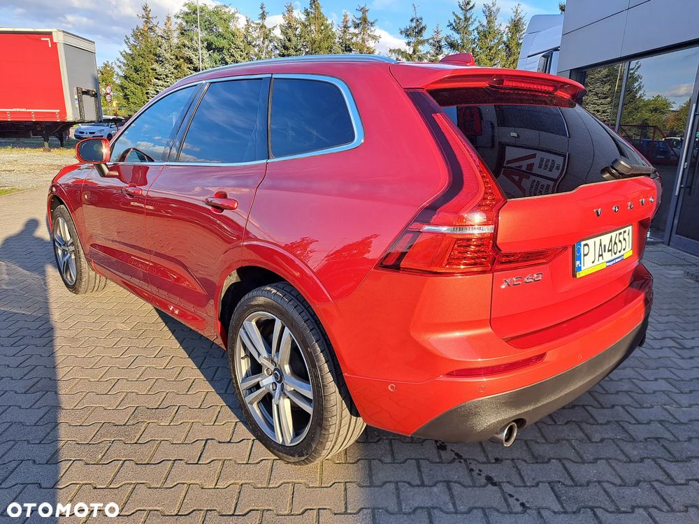 Volvo XC 60 T5 AWD Geartronic Momentum - 9