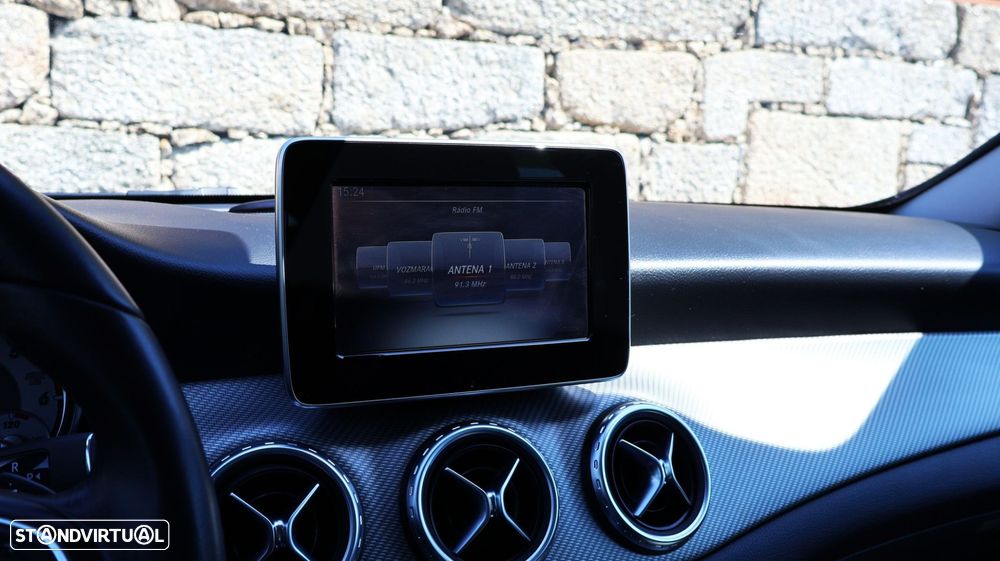 Mercedes-Benz GLA 220 d - 26