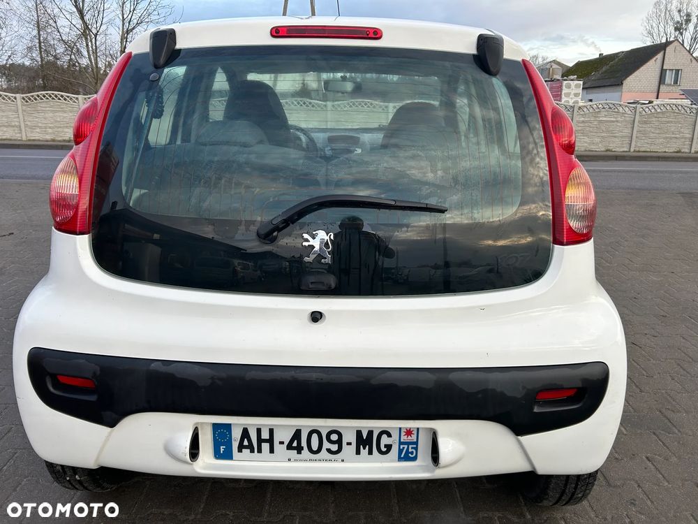 Peugeot 107 1.4 HDI Trendy - 27