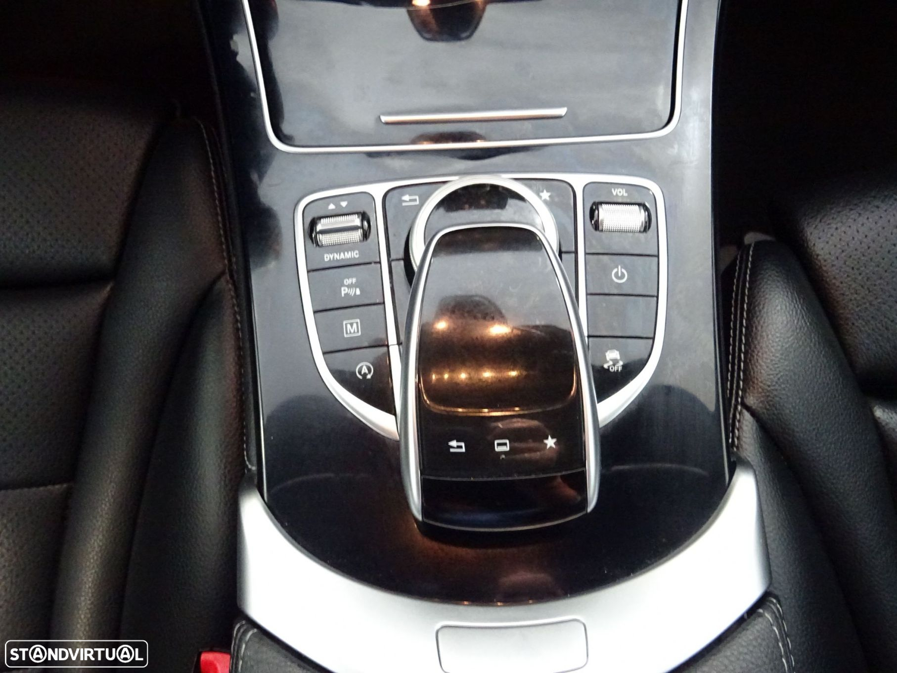 Mercedes-Benz GLC 220 - 18