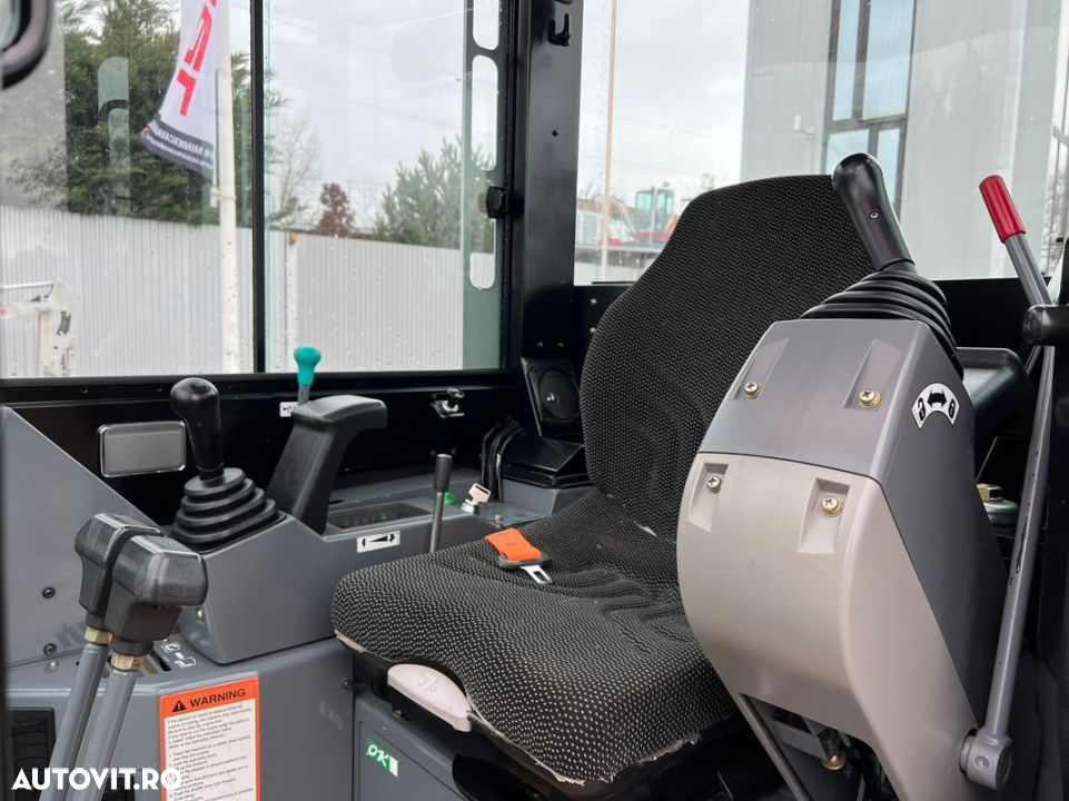 Takeuchi TB 23 R - 9