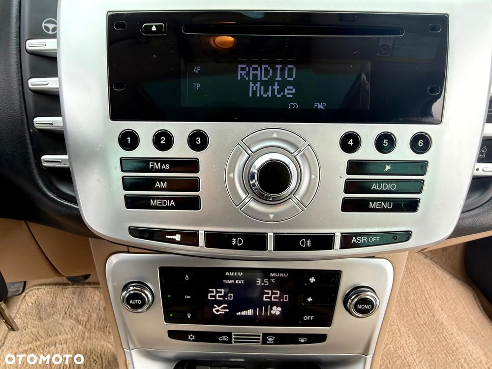 Lancia Delta 1.4 T-Jet 16v Oro - 25