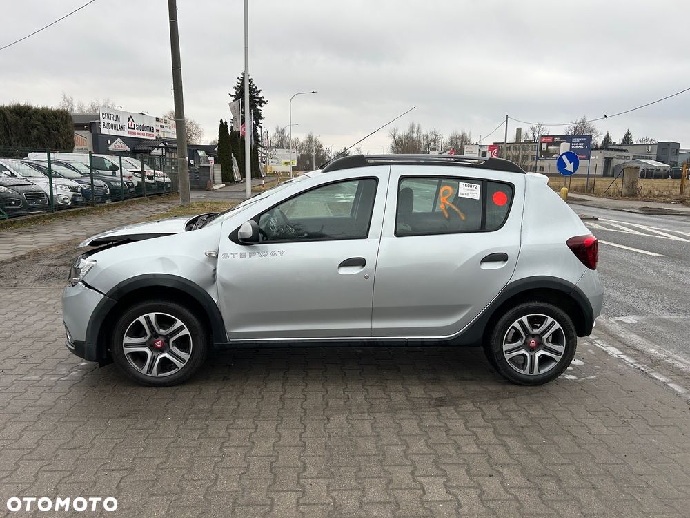 Dacia Sandero Stepway TCe 90 (S&S) Celebration - 4