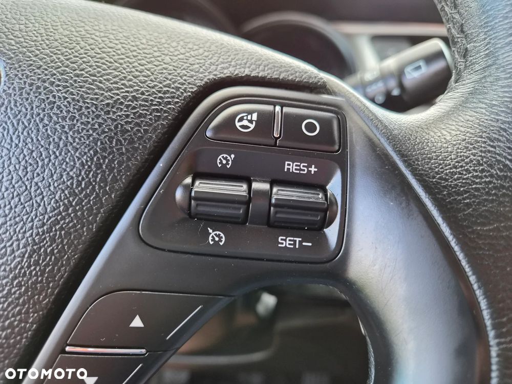 Kia Ceed 1.6 CRDi L - 17