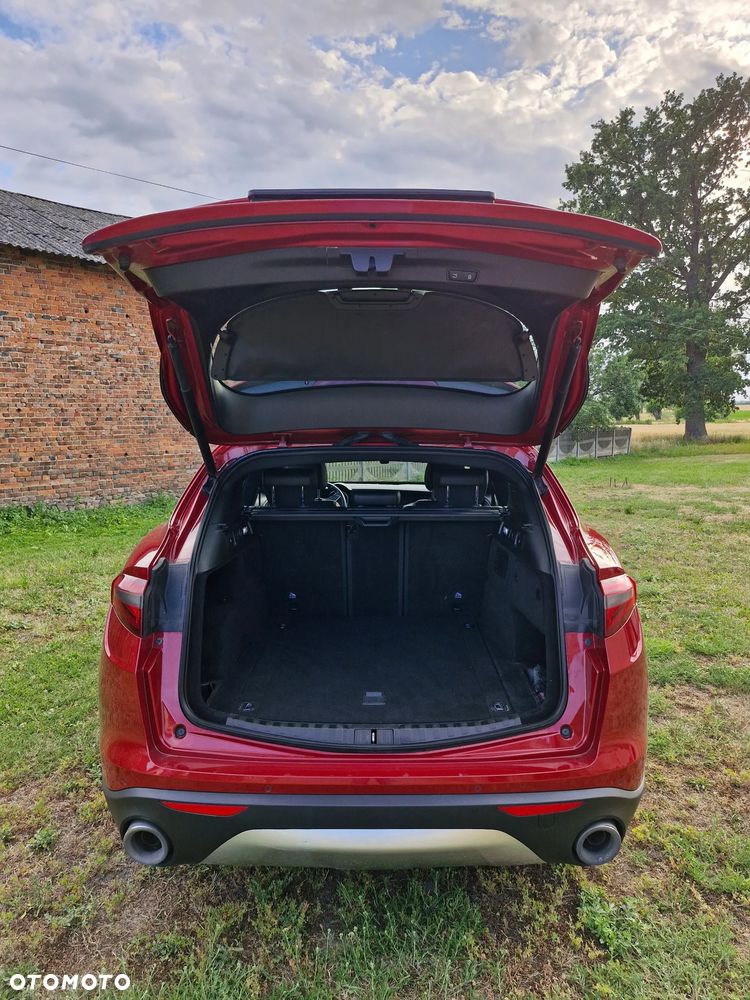 Alfa Romeo Stelvio 2.0 Turbo Executive Q4 - 6