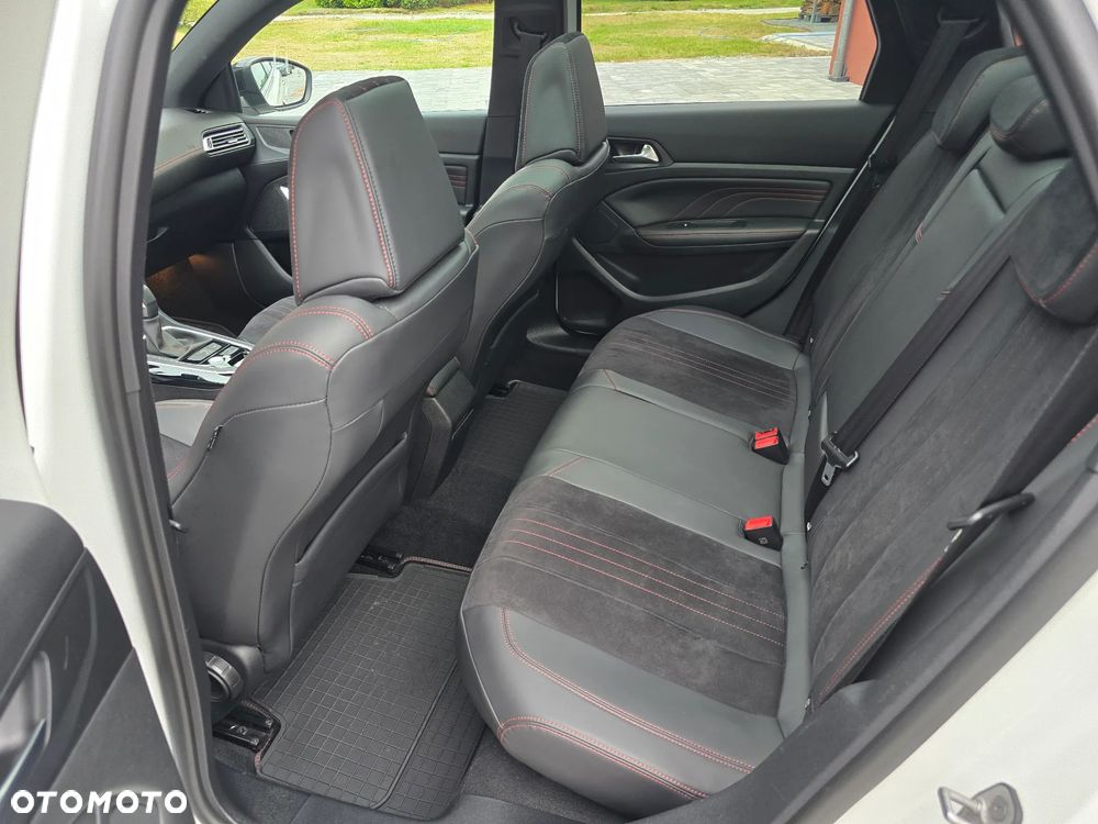 Peugeot 308 - 22