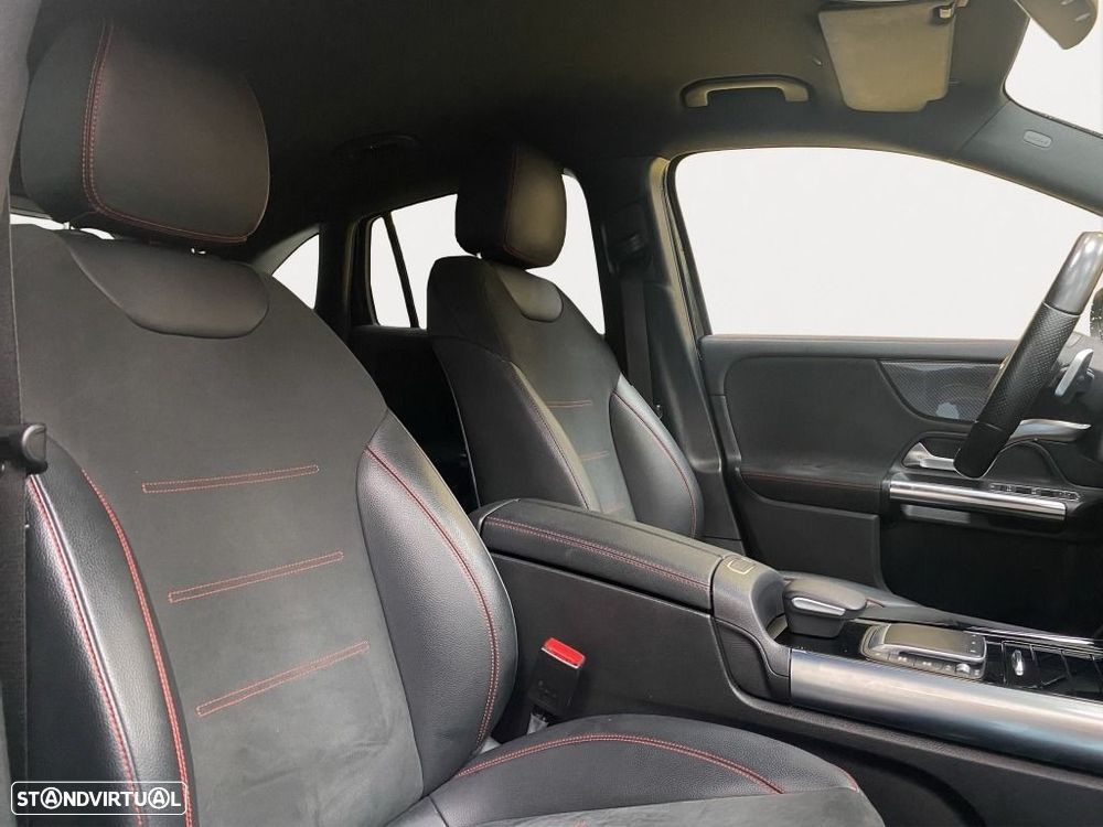 Mercedes-Benz GLA 200 - 13