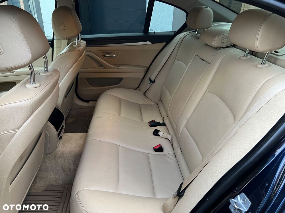 BMW Seria 5 - 16