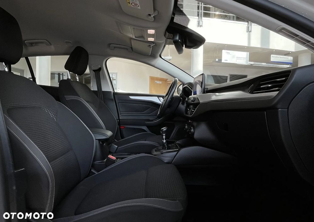 Ford Focus - 23