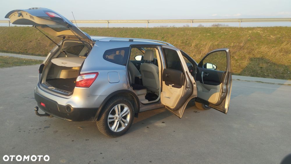 Nissan Qashqai+2 - 5