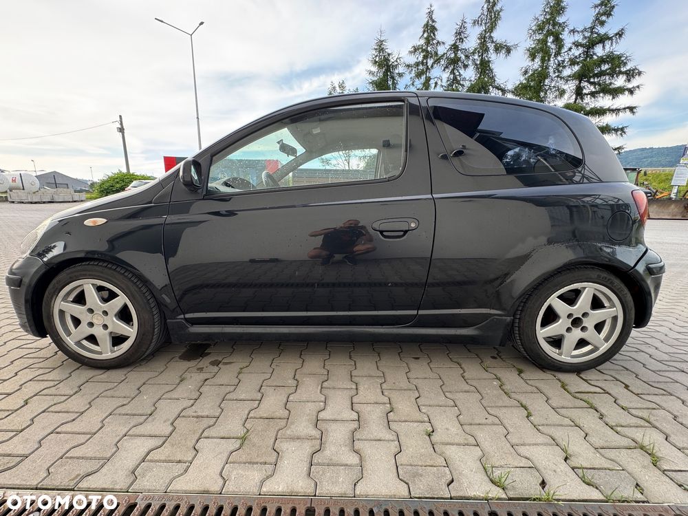 Toyota Yaris - 7