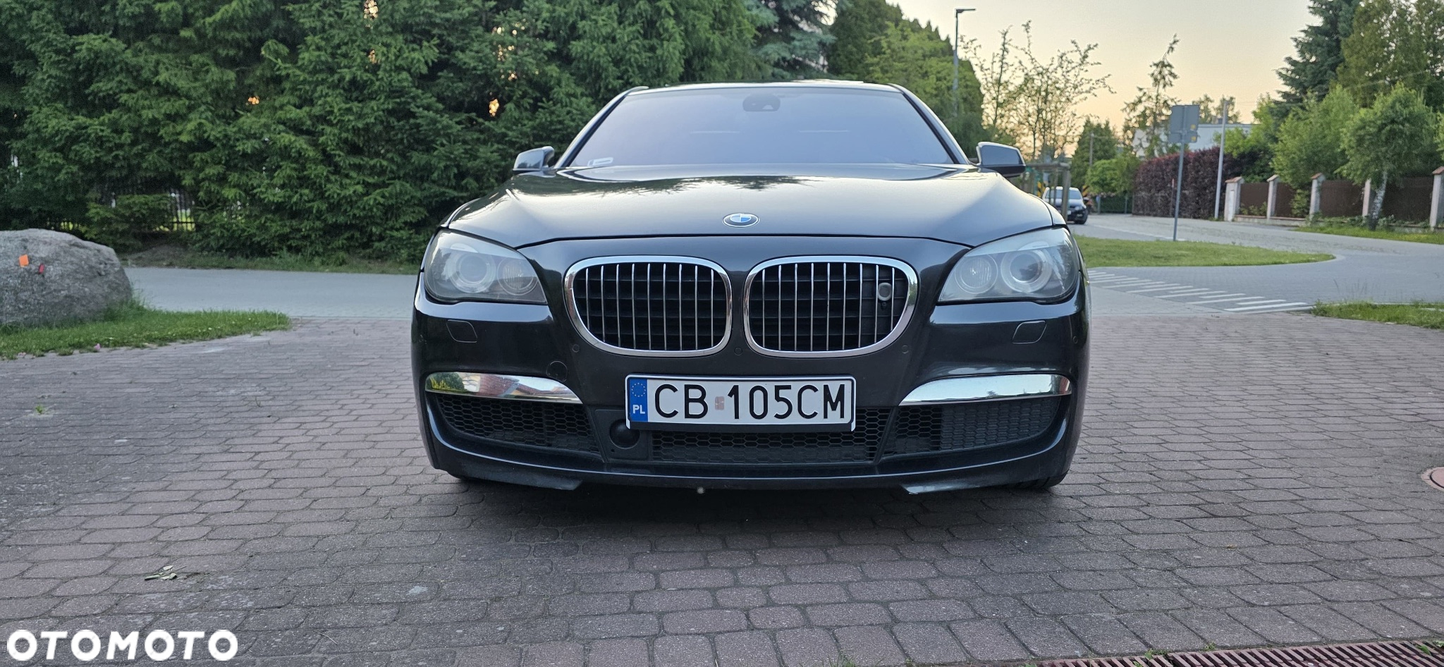 BMW Seria 7 750i xDrive - 4