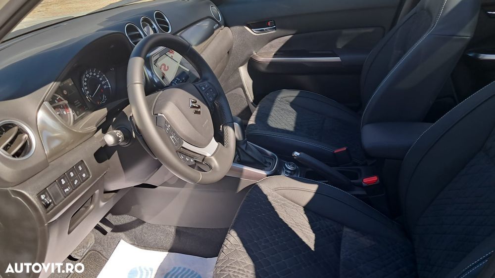 Suzuki Vitara 1.5 AllGrip HEV Luxus - 6
