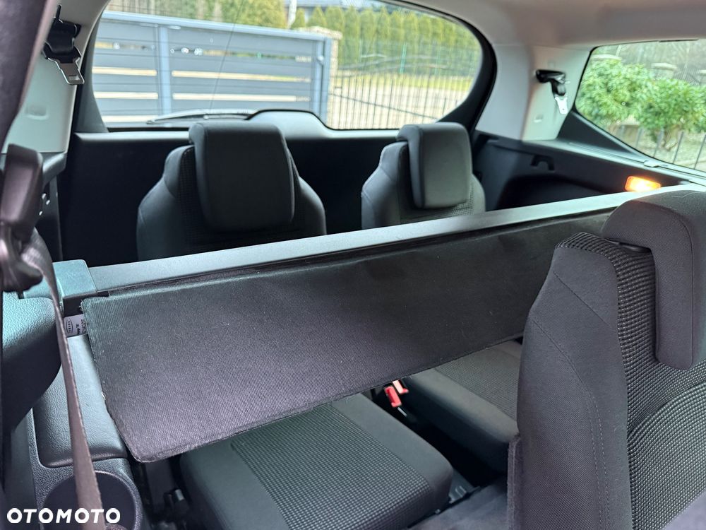 Peugeot 5008 1.6 BlueHDi Style 7os - 14