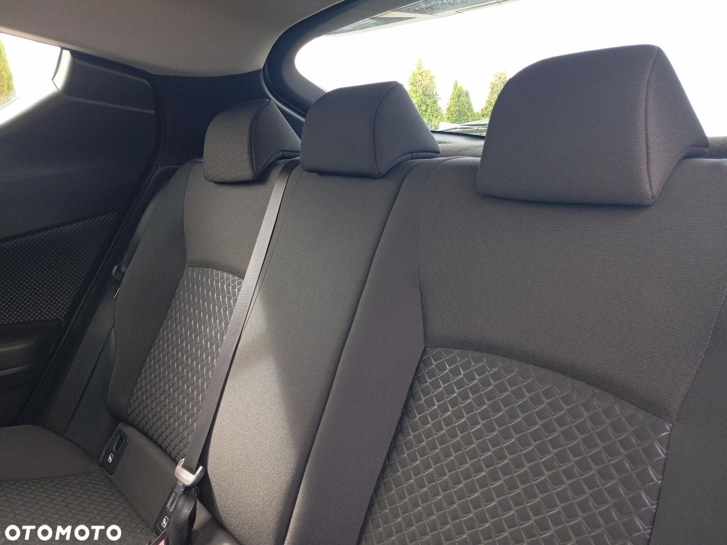 Toyota C-HR 1.8 Hybrid GPF Comfort - 22