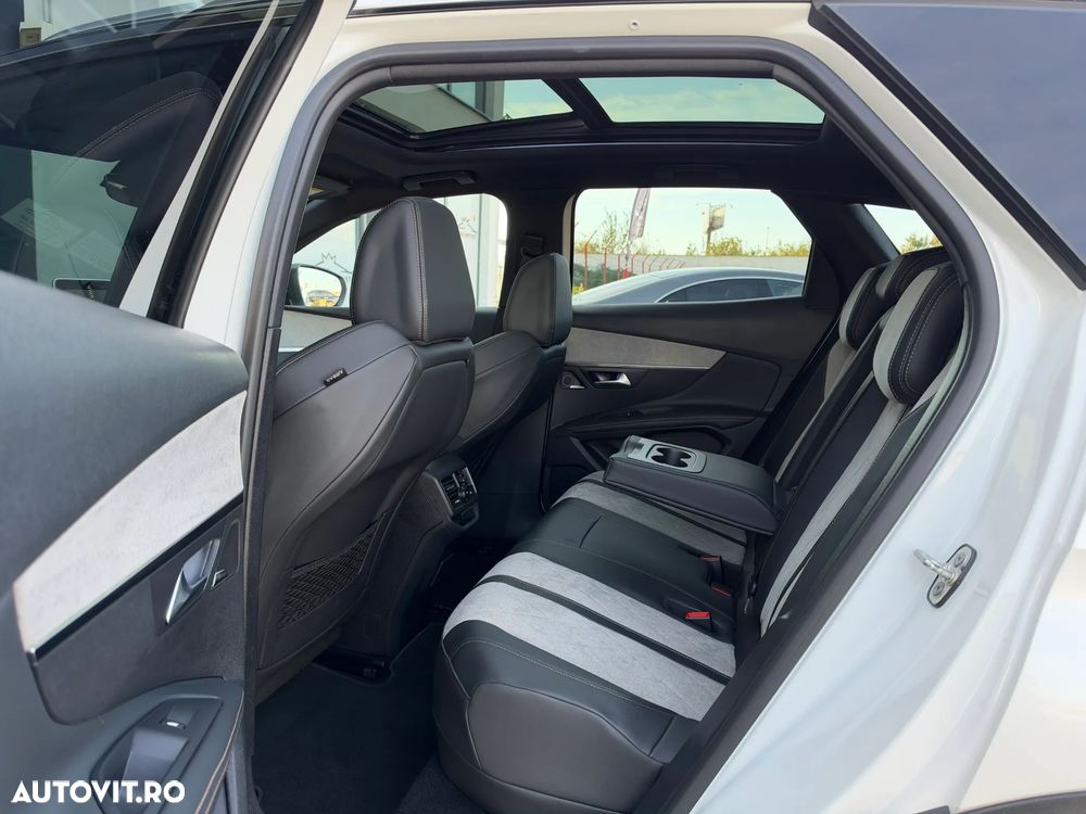 Peugeot 3008 225 e-EAT8 GT - 18