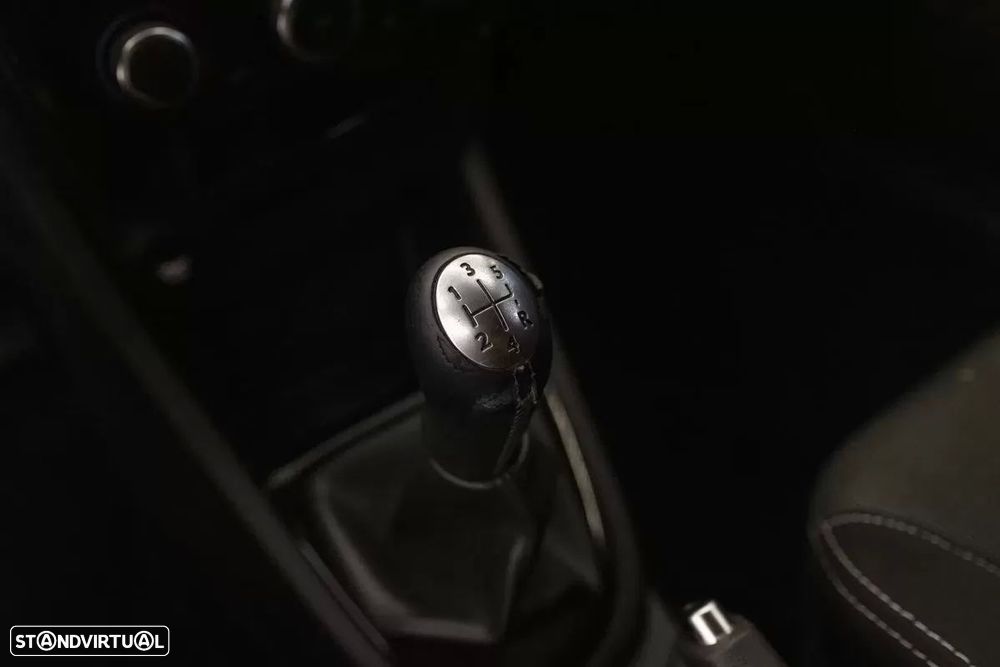 Renault Clio 1.5 Blue dCi Limited - 13