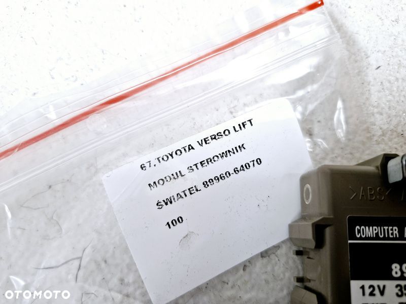 TOYOTA VERSO LIFT MODUŁ STEROWNIK ŚWIATEŁ 89960-64070 - 2