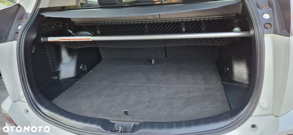 Toyota RAV4 - 8