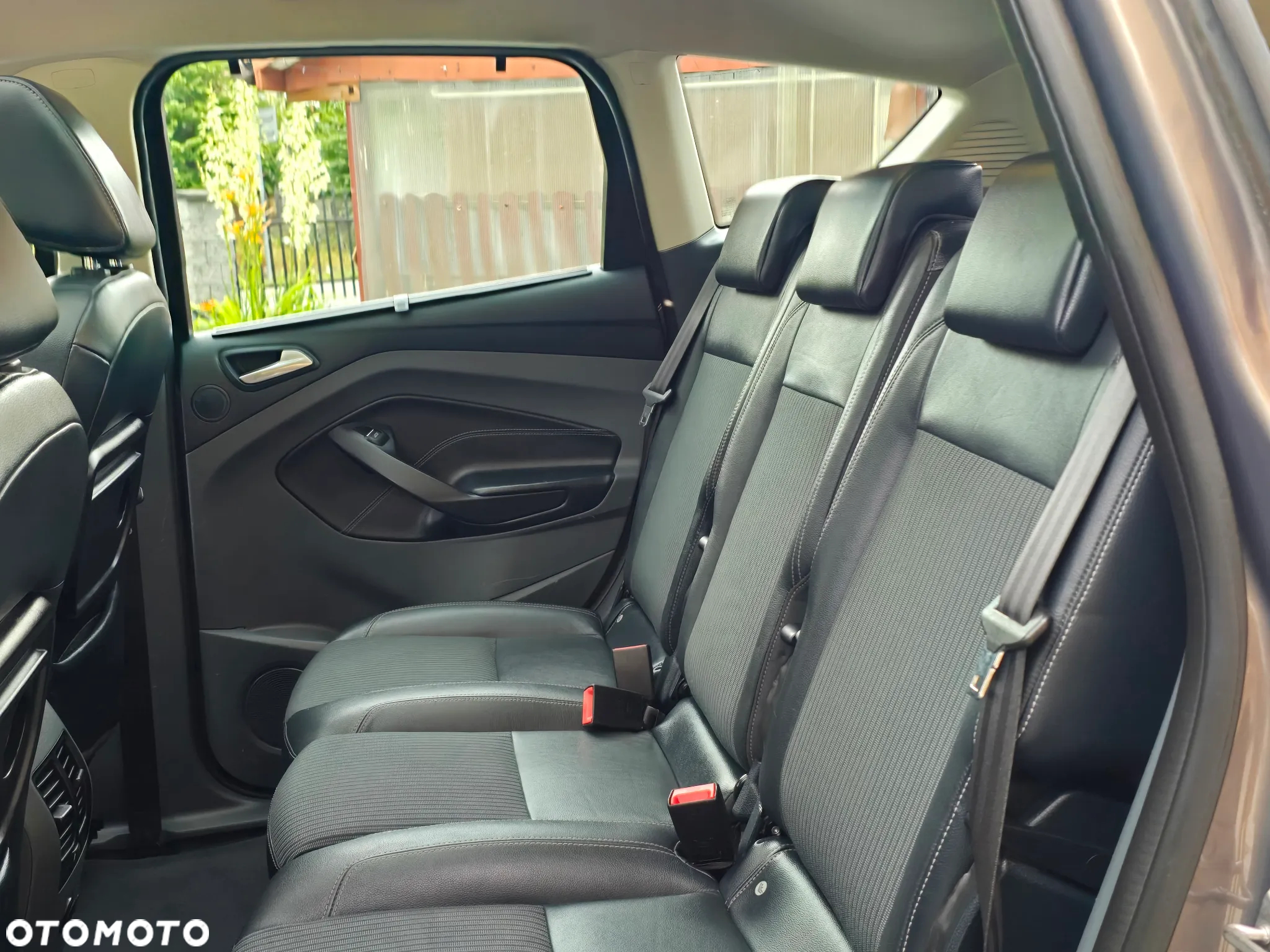 Ford C-MAX 2.0 TDCi Titanium - 23