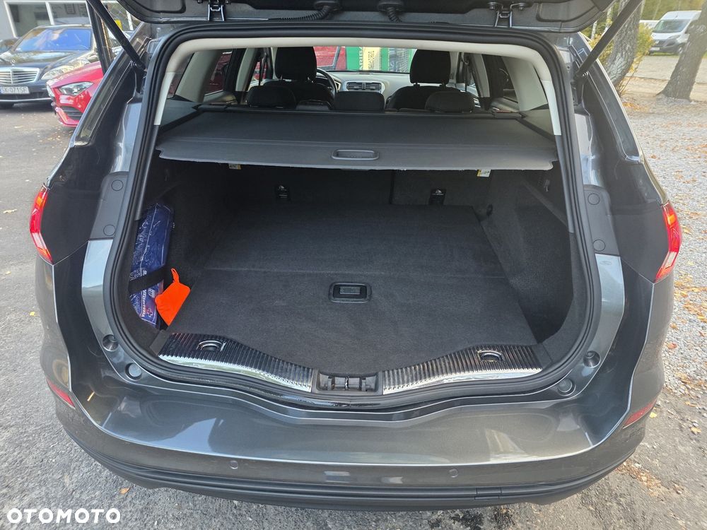 Ford Mondeo - 27