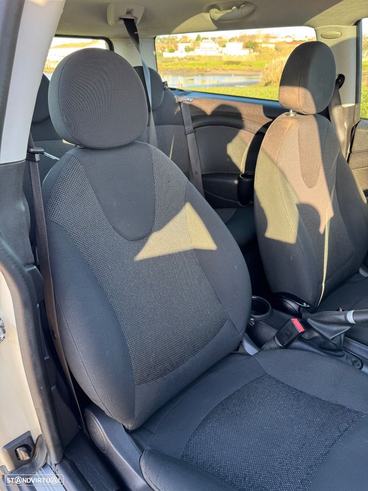 MINI Clubman Cooper D - 11