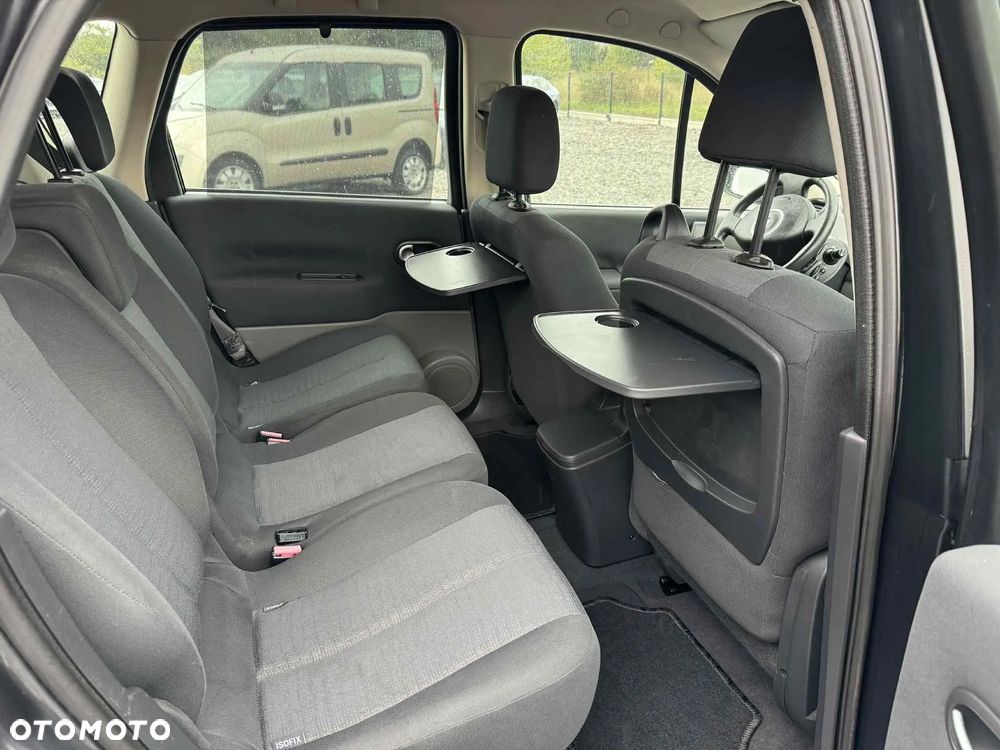 Renault Scenic 1.6 16V Emotion Plus - 20