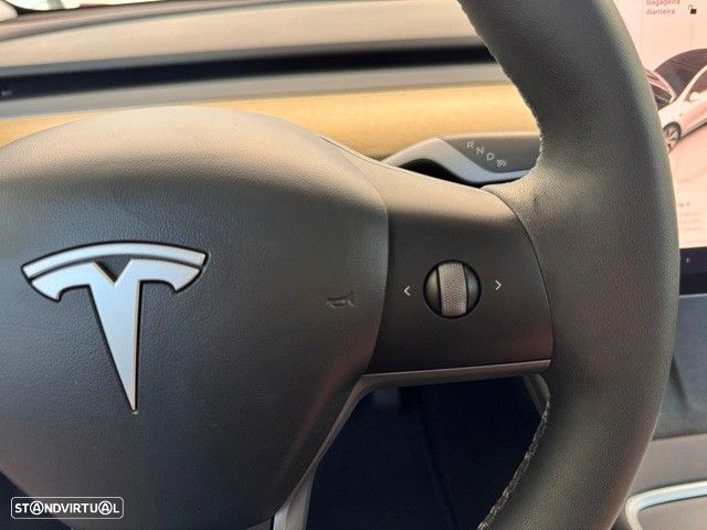 Tesla Model Y RWD - 21