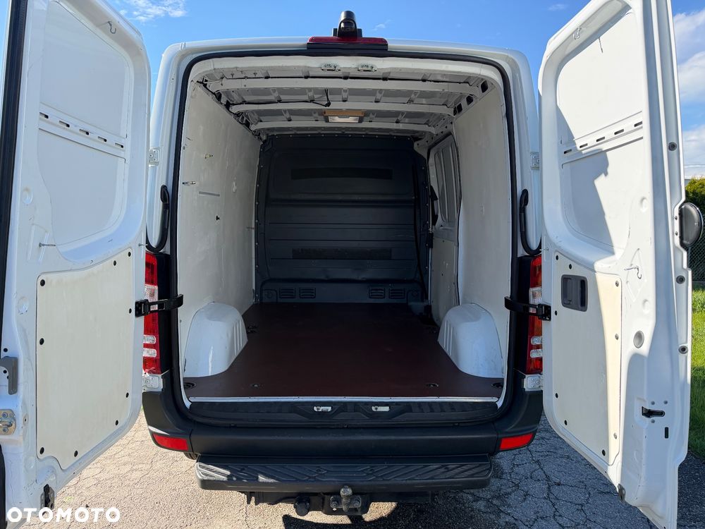 Mercedes-Benz Sprinter - 16