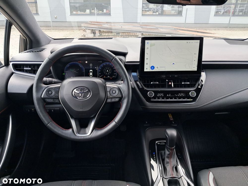 Toyota Corolla 1.8 Hybrid GR Sport Dynamic - 12