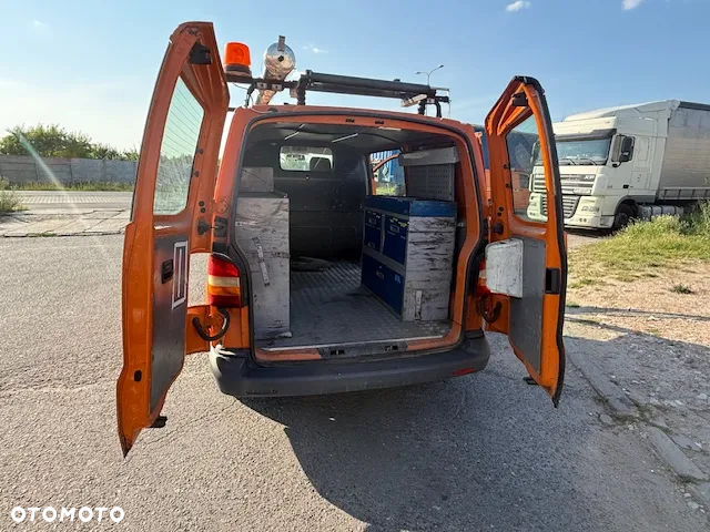 Volkswagen Transporter T5 - 16
