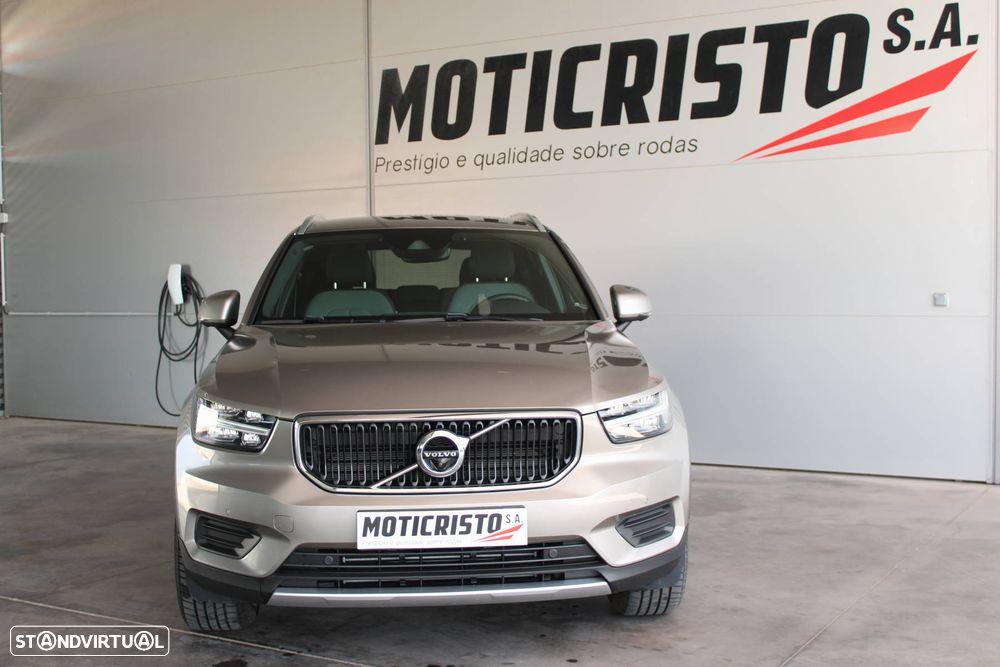 Volvo XC 40 1.5 T2 Momentum Core Geartronic - 3