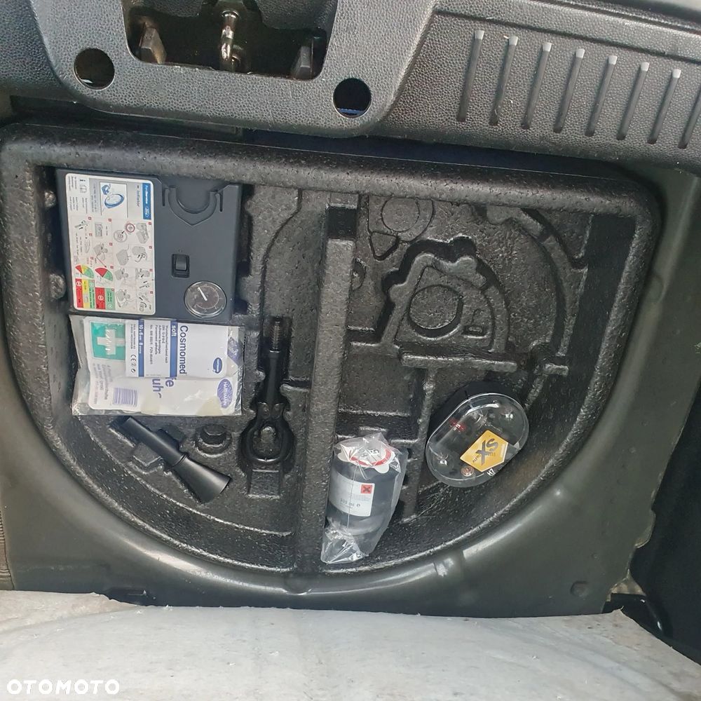 Ford Fiesta 1.6 TDCI Trend - 13