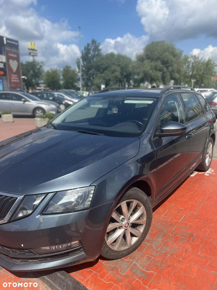 Skoda Octavia 1.6 TDI Ambition - 12
