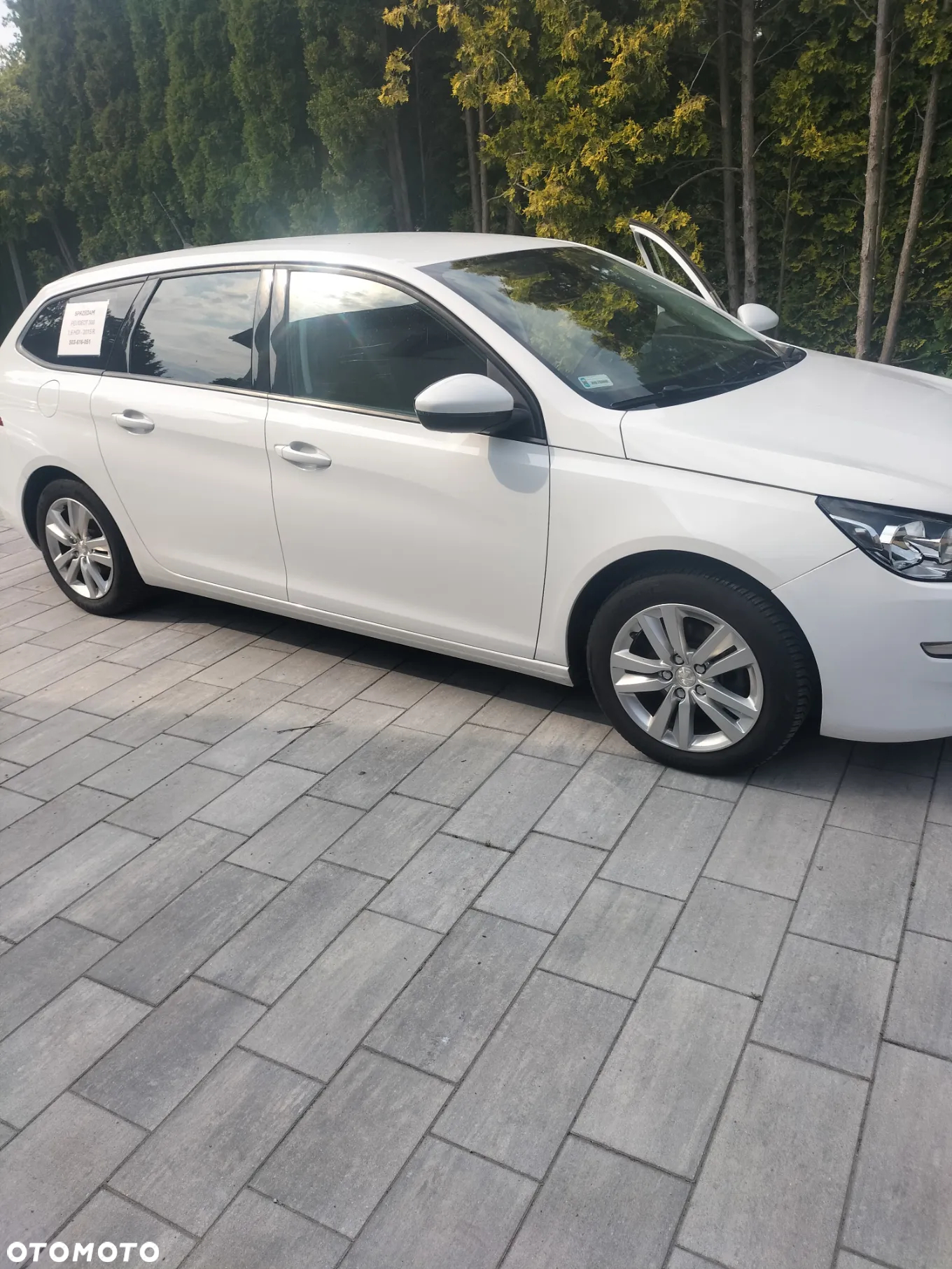 Peugeot 308 1.6 BlueHDi Allure S&S - 2